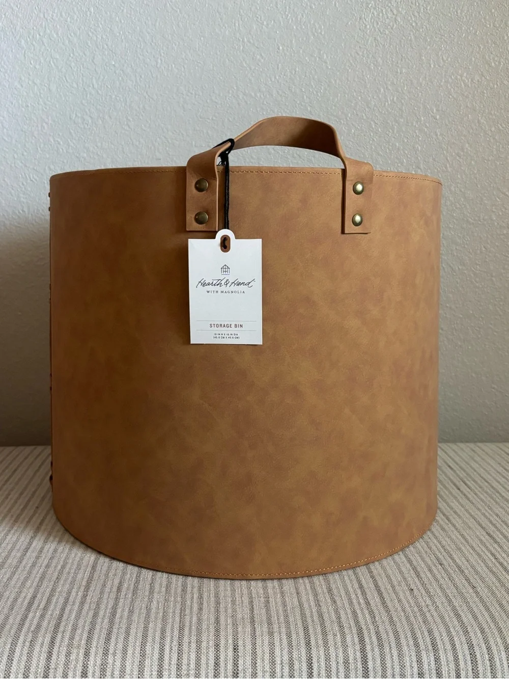 NWT Large Faux Leather Storage Bin Basket with Handles 13